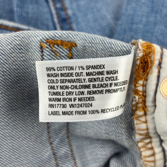 Wild Fable High Rise Mom Jean Womens Size 10 Blue Light Wash Distressed Denim - Picture 8 of 10